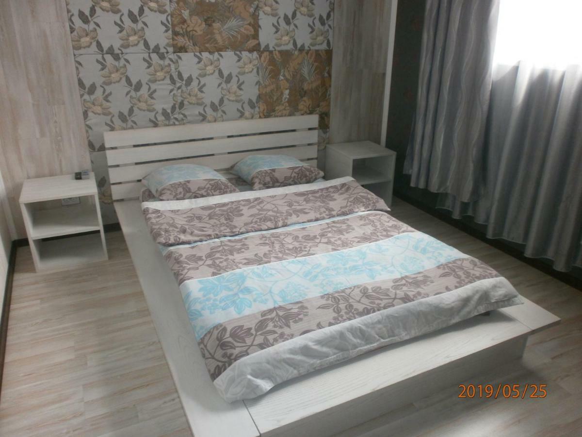 Mini Hotel na Leningradke Kiev Esterno foto